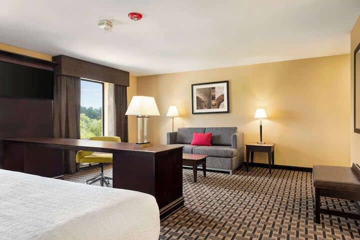 Room 18 of 39