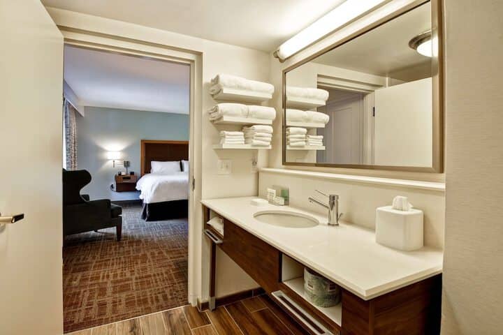 Room 45 of 63