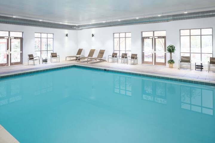 Pool 18 of 25