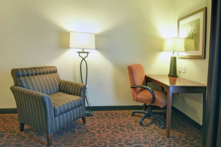 Room 8 of 48