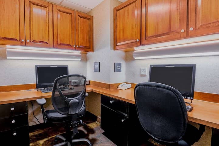 Business Center 50 of 55