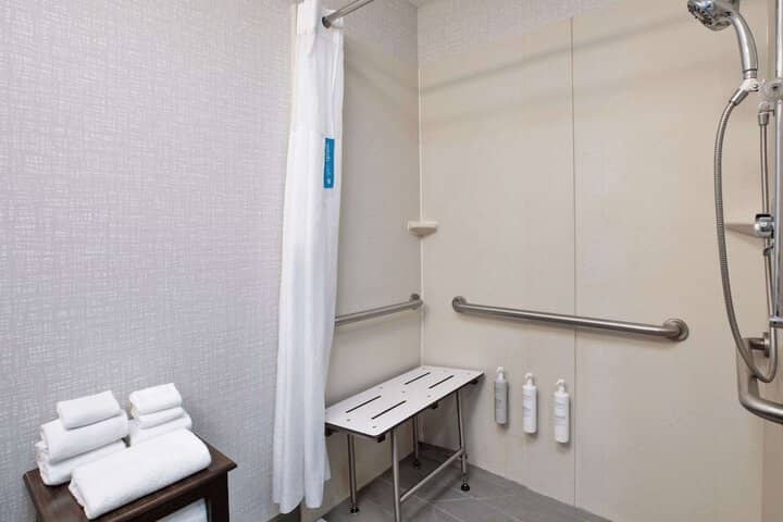 Bathroom shower