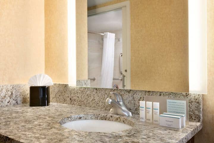 Bathroom shower