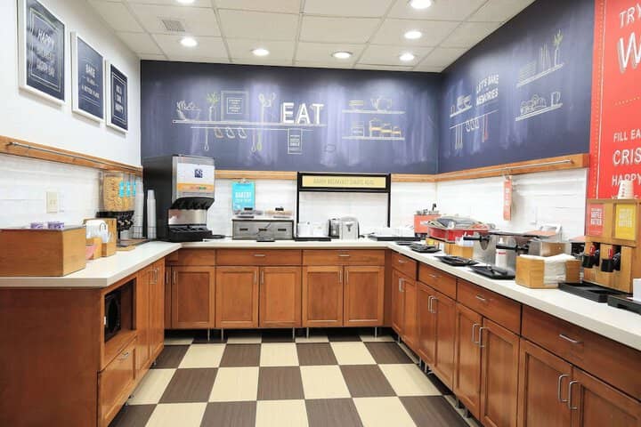 Breakfast area