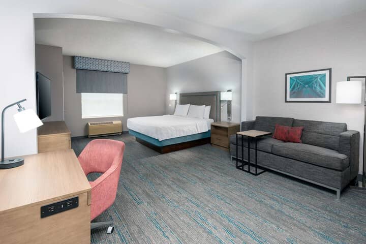 Room 5 of 39