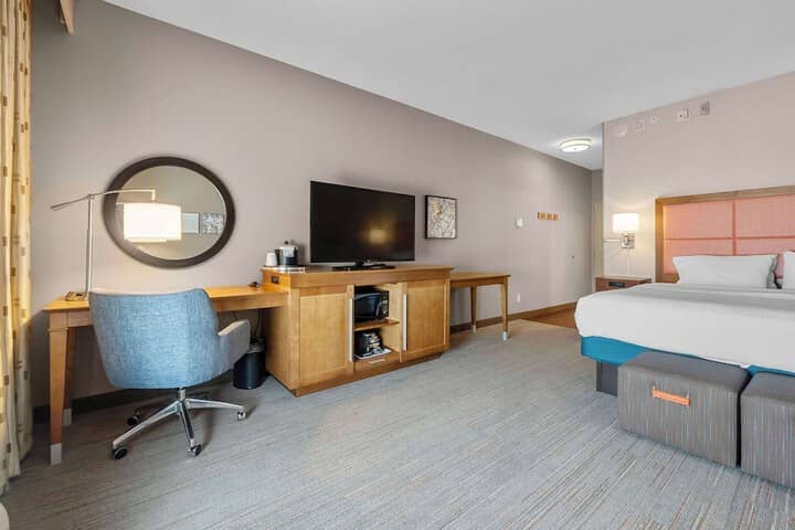 Room 35 of 78