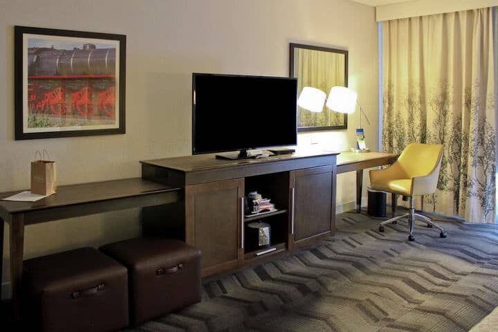 Room 7 of 37