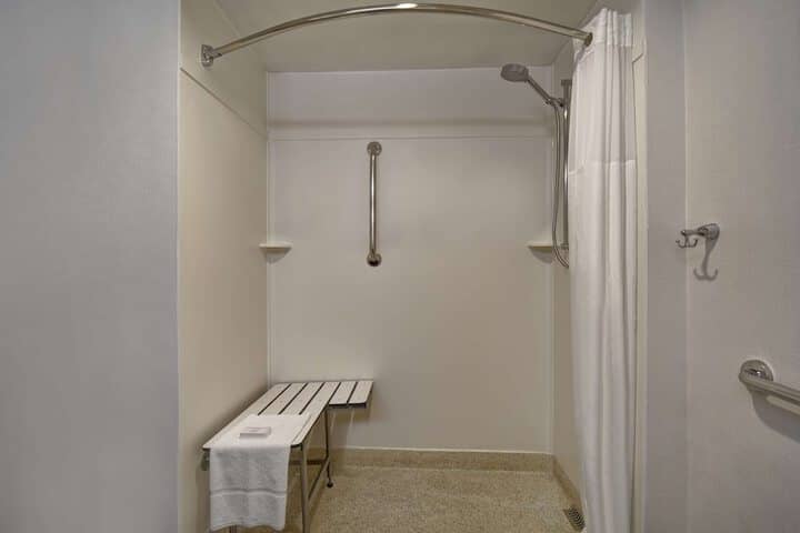 Room 12 of 49