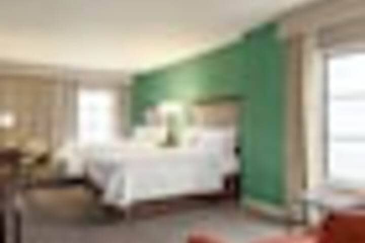 Room 56 of 291