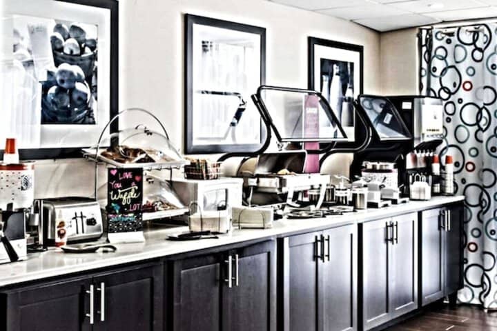 Breakfast buffet