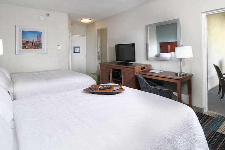 Room 16 of 48