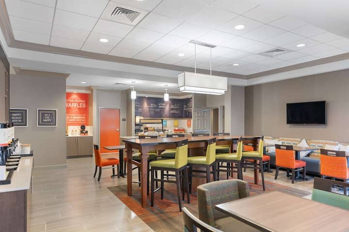Breakfast area