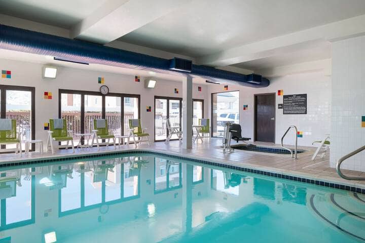 Pool 30 of 50