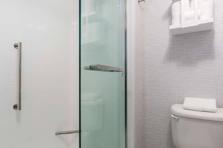 Bathroom shower