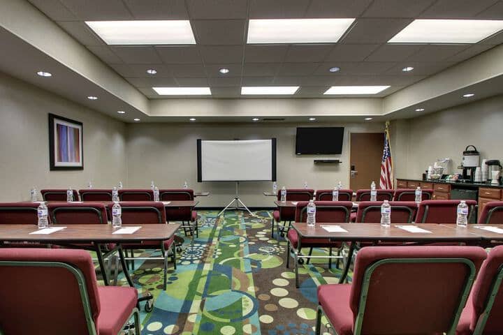 Meeting facility