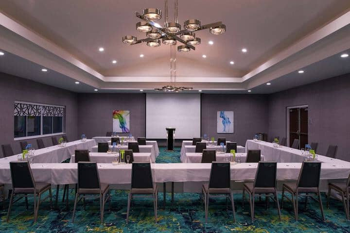 Meeting facility