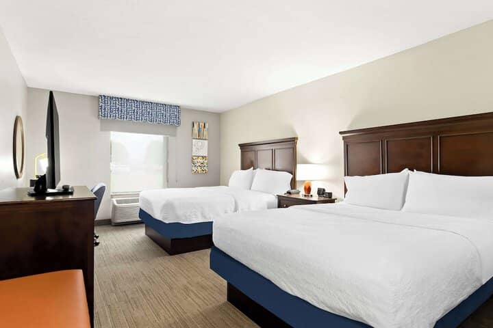 Room 6 of 26