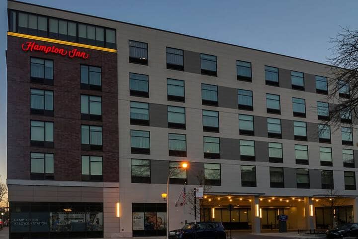 Hotel 52 of 58